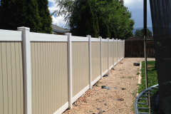 multi-colored-vinyl-fencing-options-in-southern-utah-scaled