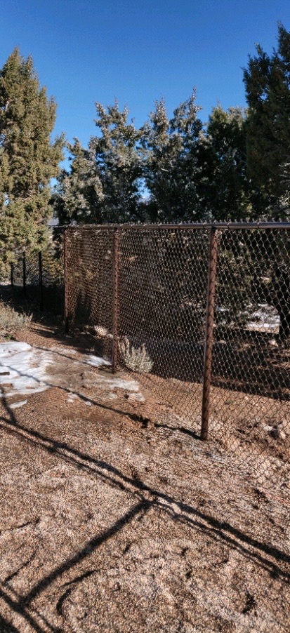 Colored chain link fence install options in southern utah